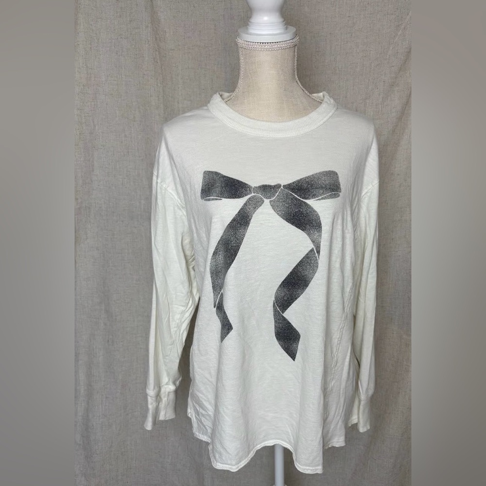 Aerie Cozy Oversized Boyfriend Graphic T-shirt Soft Muslin Cream Charcoal Bow XS - Picture 6 of 11